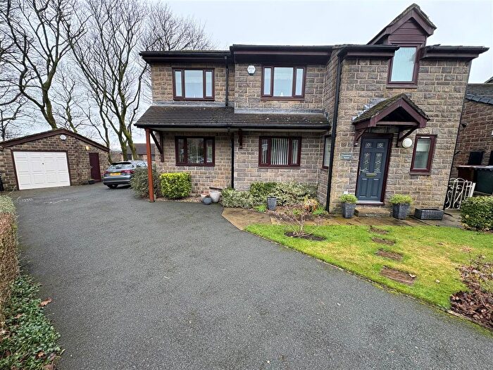 3 Bedroom Semi-Detached House For Sale In Marston Close, Queensbury, BD13