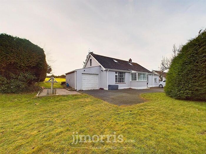 2 Bedroom Chalet For Sale In Blaenwaun, Dwrbach, Scleddau, Fishguard, SA65