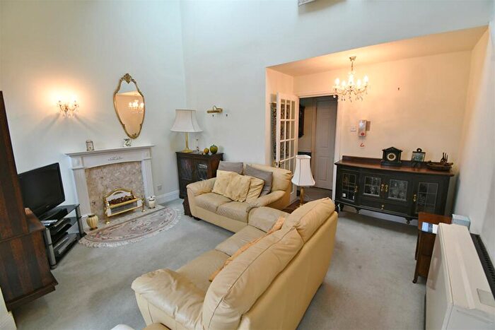 2 Bedroom Duplex For Sale In Regent Street, Leamington Spa, CV32