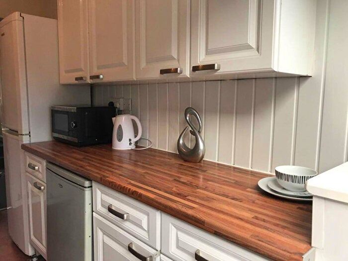 6 Bedroom House To Rent In Park Road, Loughborough, LE11