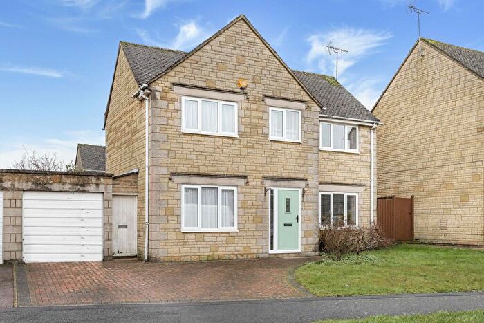 4 Bedroom Detached House For Sale In Alexander Drive, Cirencester, Gloucestershire, GL7