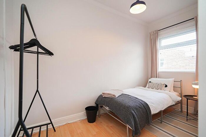 3 Bedroom Terraced House To Rent In John Street, Sheffield, S2