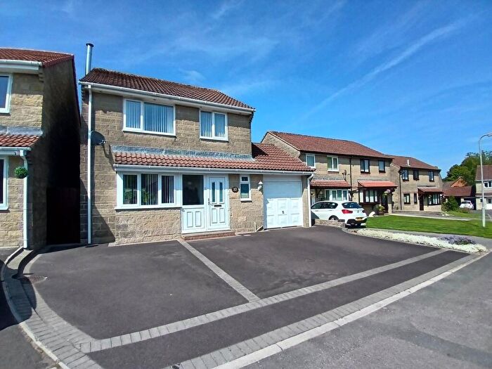 4 Bedroom Detached House For Sale In Hyatt Place, Shepton Mallet, BA4