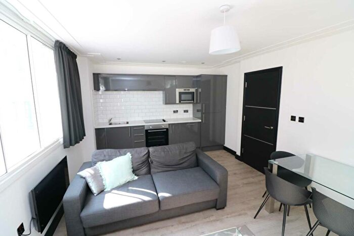 2 Bedroom Apartment To Rent In North House, Liverpool, L2