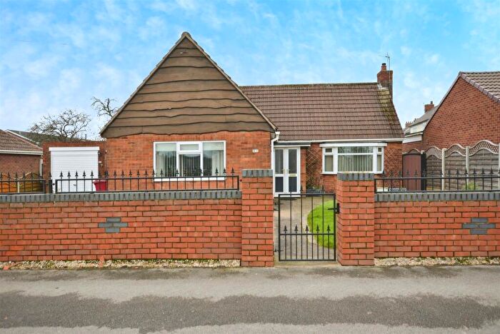 2 Bedroom Detached Bungalow For Sale In Revesby Avenue, Scunthorpe, DN16