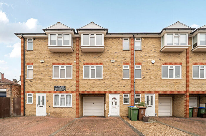 3 Bedroom Town House For Sale In Manor Road, Sidcup, DA15