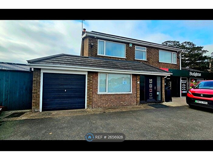 4 Bedroom Detached House To Rent In Small Drove, Weston, Spalding, PE12