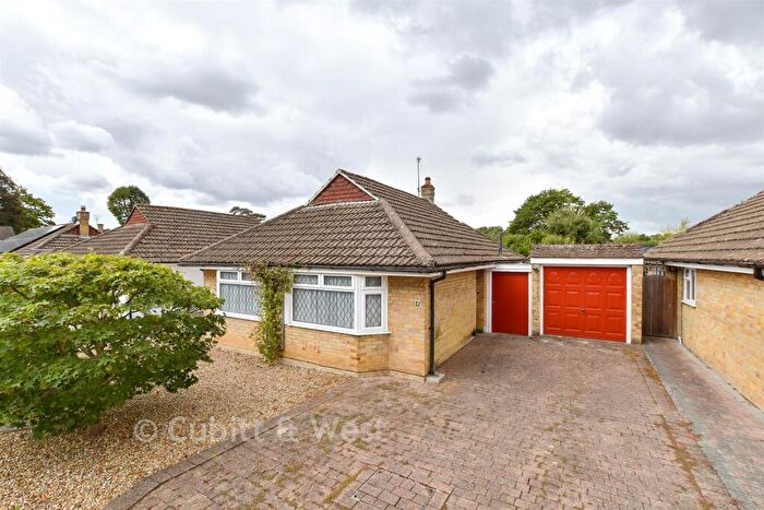 3 Bedroom Detached Bungalow For Sale In Irwin Drive, Horsham, West Sussex, RH12