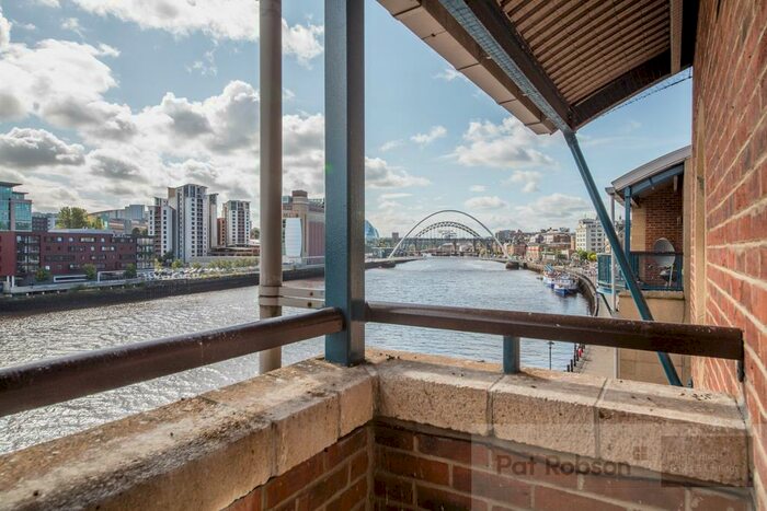 3 Bedroom Penthouse To Rent In Mariners Wharf, East Quayside, NE1