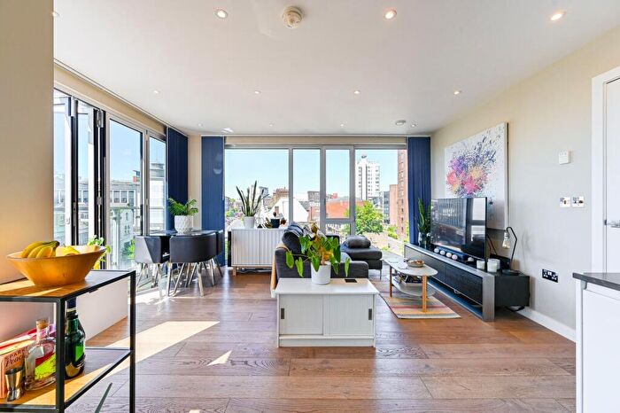 2 Bedroom Flat For Sale In High Street, Bromley, BR1