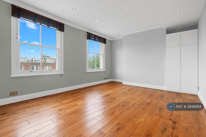 2 Bedroom Flat To Rent In Mackenzie Road, London, N7