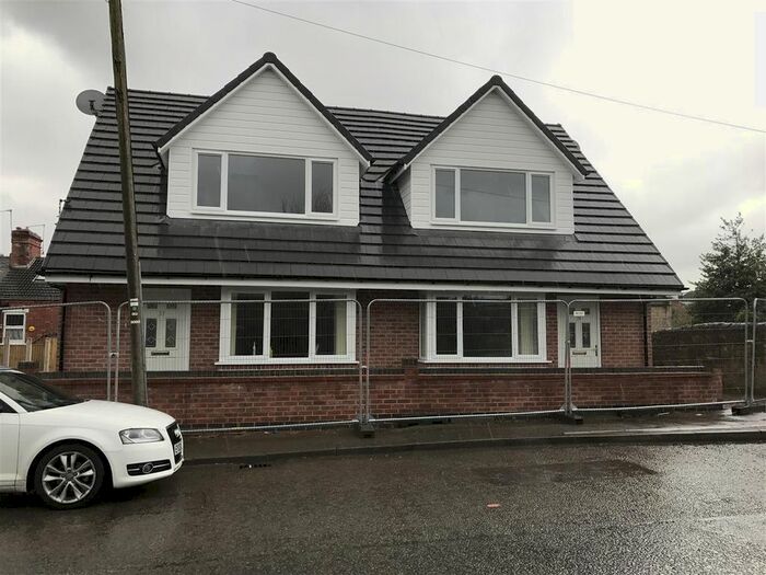 2 Bedroom Semi-Detached House To Rent In Grove Street, Mansfield Woodhouse, Mansfield NG19