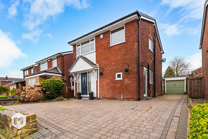 3 Bedroom Detached House For Sale In South Drive, Harwood, Bolton, BL2