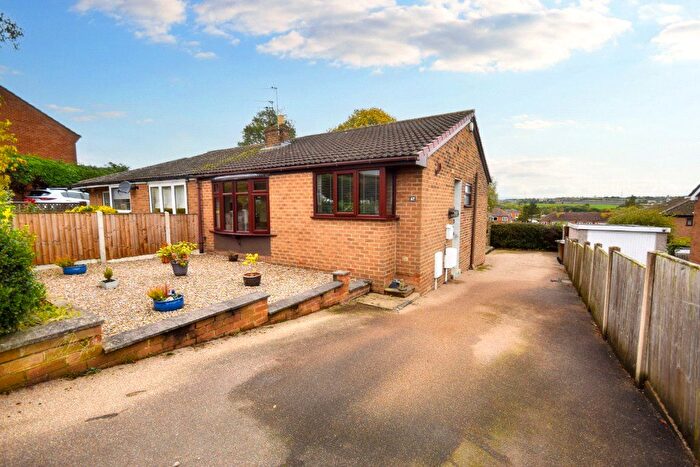 2 Bedroom Bungalow For Sale In Pippins Green Avenue, Kirkhamgate, Wakefield, WF2