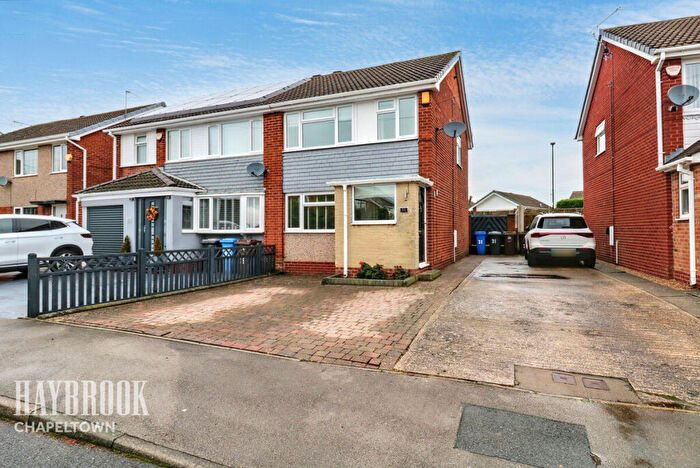 3 Bedroom Semi Detached House For Sale In Derwent Drive, Burncross, S35