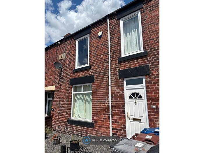 3 Bedroom Terraced House To Rent In West St, Barnsley, S73