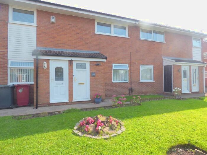 2 Bedroom Flat To Rent In Cringles Drive, Tarbock Green, Liverpool, L35