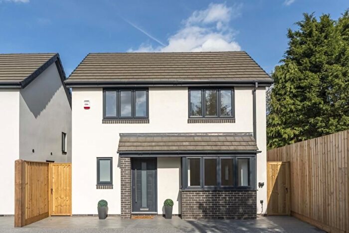 4 Bedroom Detached House To Rent In Players Close, Hambrook, Bristol, BS16