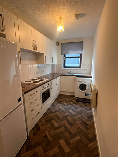 2 Bedroom Apartment To Rent In Ft, Maritime Street, Leith, Edinburgh, EH6