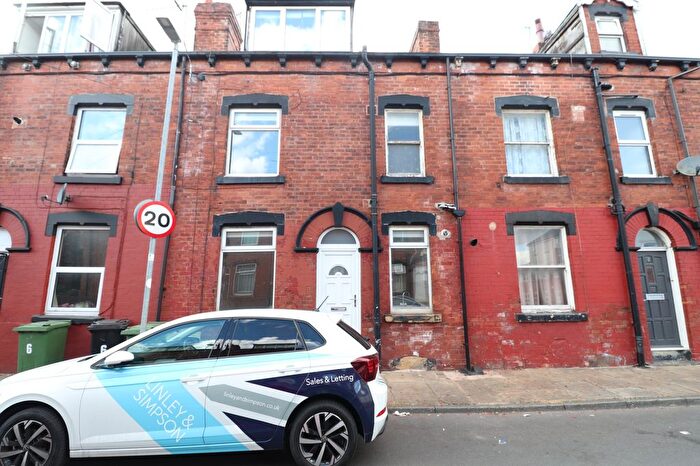 2 Bedroom Terraced House To Rent In Whingate Avenue, Armley, Leeds, LS12