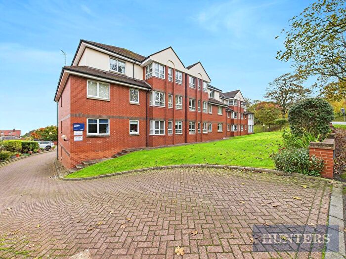 2 Bedroom Flat For Sale In Filey Road, Scarborough, YO11