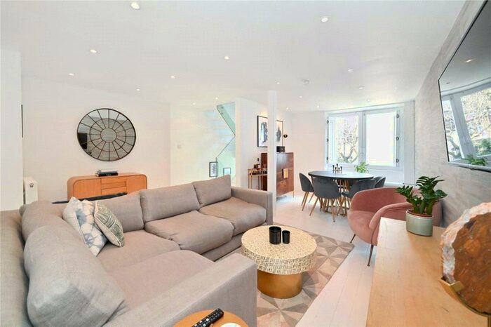 3 Bedroom Mews To Rent In Eglon Mews, London, NW1