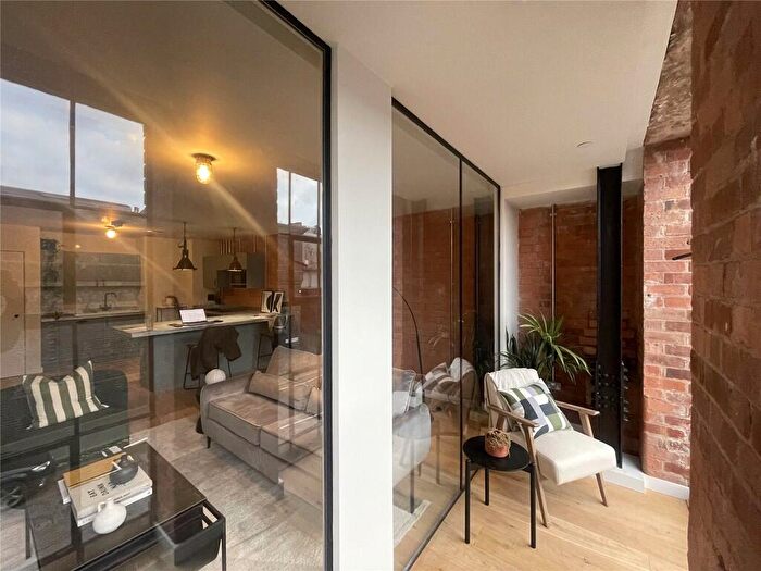 2 Bedroom Apartment To Rent In Derwent House, Livery Street, Jewelley Quater, Birmingham, B3
