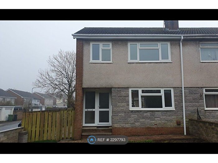 3 Bedroom Terraced House To Rent In Springwood, Cardiff, CF23