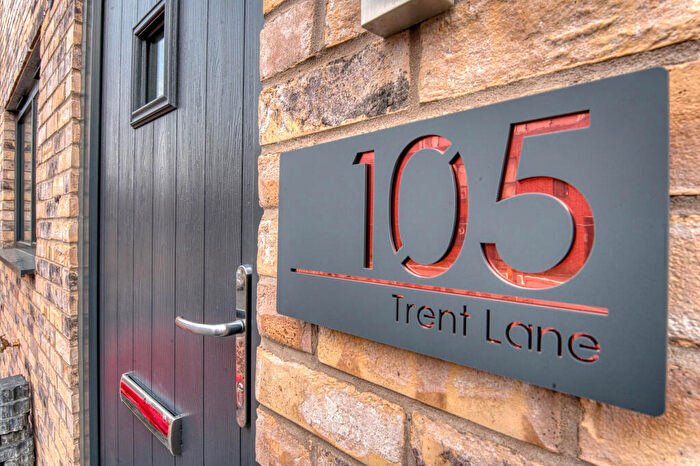 4 Bedroom Detached House For Sale In Trent Lane, Nottingham, NG2