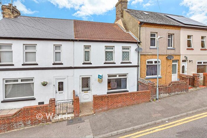 4 Bedroom Terraced House For Sale In Whitfield Avenue, Dover, Kent, CT16