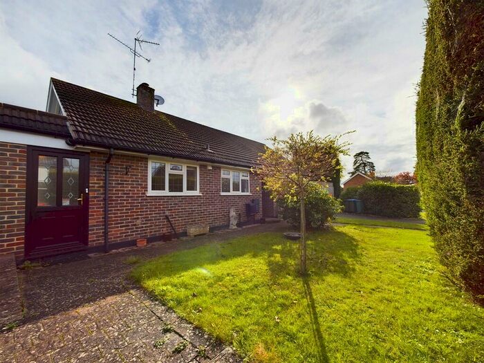 3 Bedroom Detached Bungalow To Rent In Hernbrook Drive, Horsham, RH13