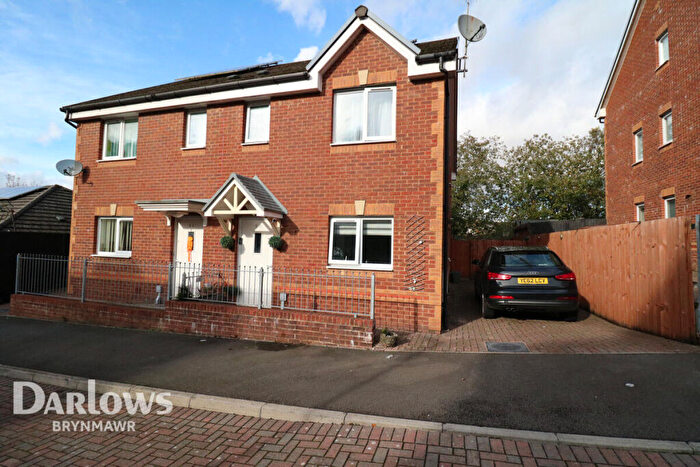 2 Bedroom Semi-Detached House For Sale In Mountain Road, Ebbw Vale, NP23