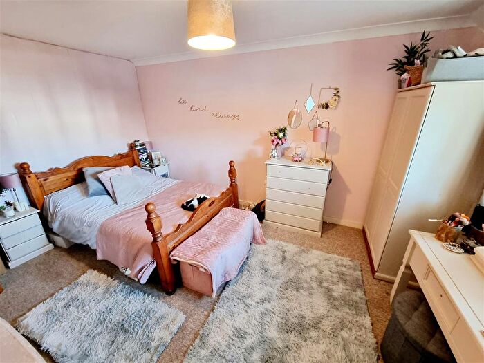4 Bedroom Detached House For Sale In Riverside Mills, Launceston, PL15