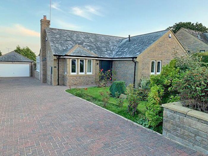 3 Bedroom Detached Bungalow To Rent In Rossett Gardens, Harrogate, HG2