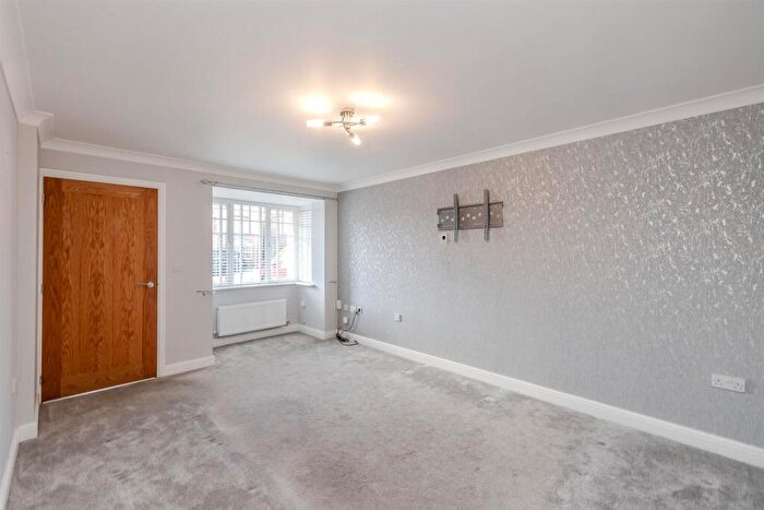 3 Bedroom Detached House To Rent In Horsley View, Hadrian Village, Wallsend, NE28
