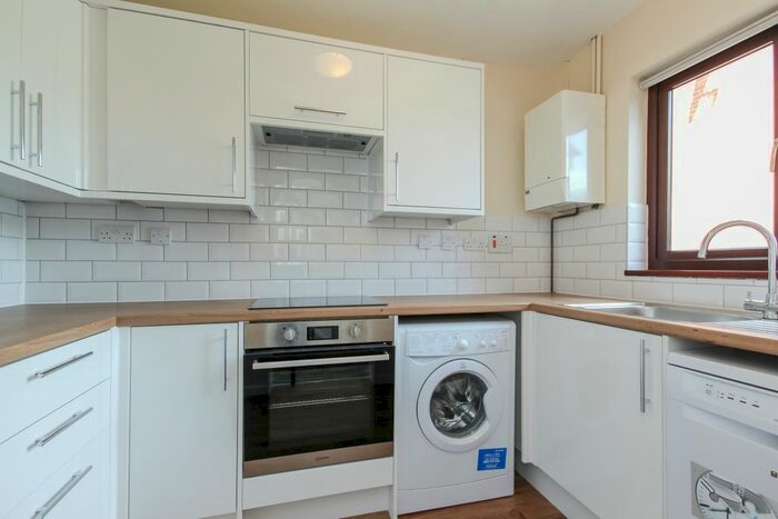 2 Bedroom End Of Terrace House To Rent In Somerville, Didcot, OX11