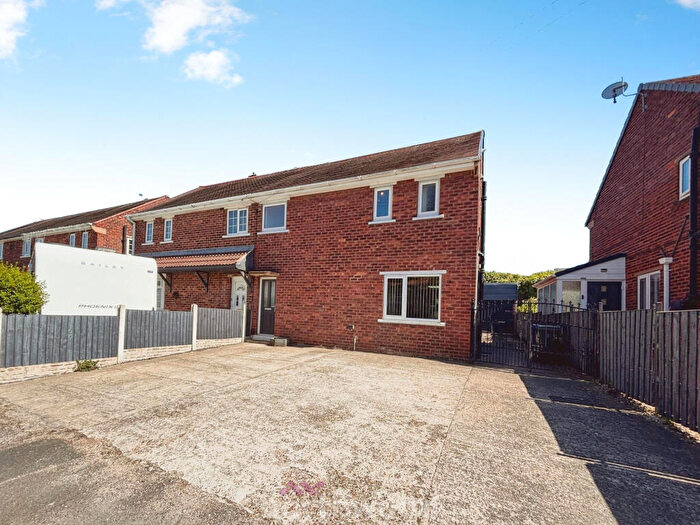 3 Bedroom Semi Detached House To Rent In Old Mill Road, Conisbrough, Doncaster, DN12