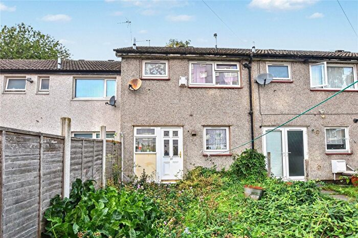 2 Bedroom Terraced House For Sale In Moor Crescent Chase, Beeston, Leeds, West Yorkshire, LS11