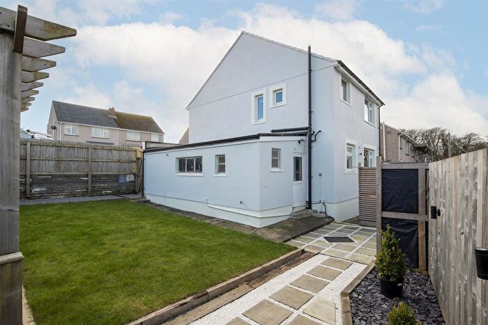 3 Bedroom Detached House For Sale In Woodlands Park, Merlins Bridge, Haverfordwest, SA61