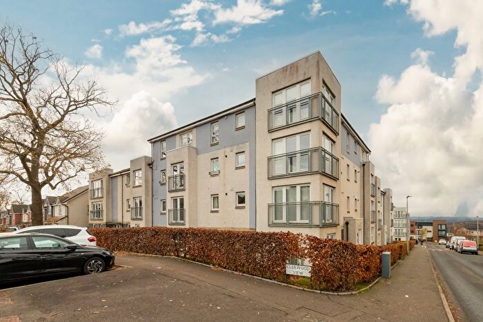 2 Bedroom Flat For Sale In Flat, Ashwood Gait, Corstorphine, Edinburgh, EH12