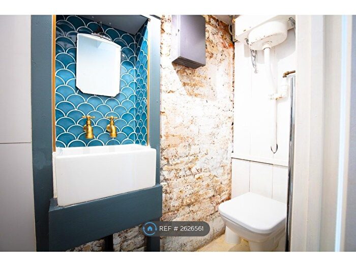 1 Bedroom Flat To Rent In Daneville Road, London, SE5