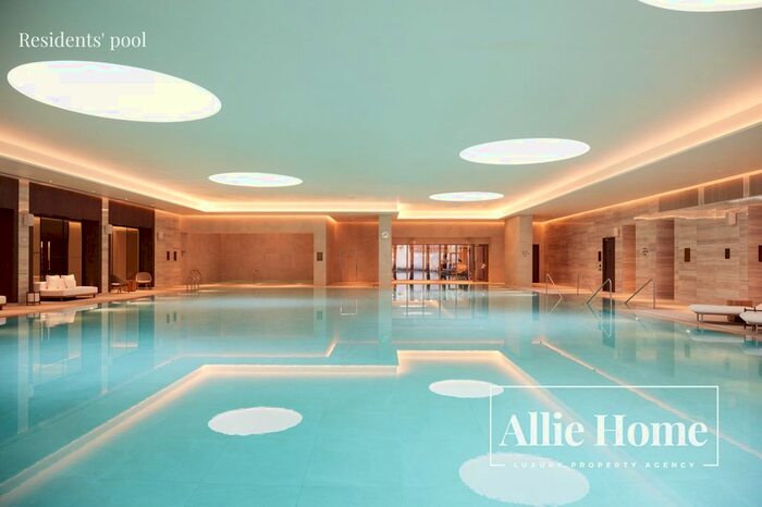 2 Bedroom Flat To Rent In Carnation Way, London, SW8