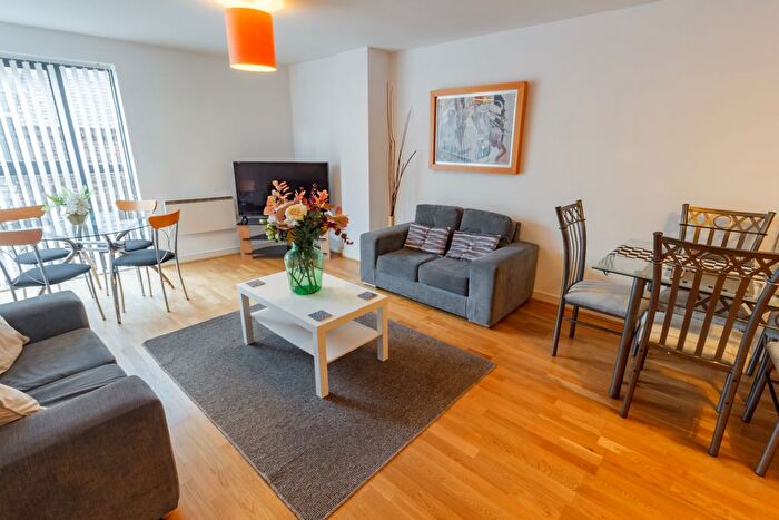 2 Bedroom Flat To Rent In Duke Street, Liverpool, L1