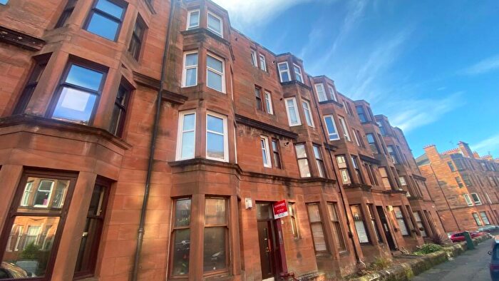 2 Bedroom Flat To Rent In Kennoway Drive, Glasgow, G11