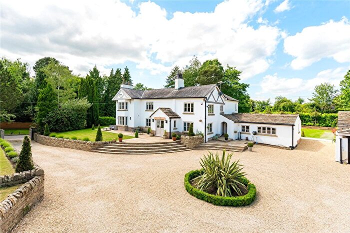 4 Bedroom Detached House For Sale In Castle Hill, Mottram St. Andrew, Macclesfield, Cheshire, SK10