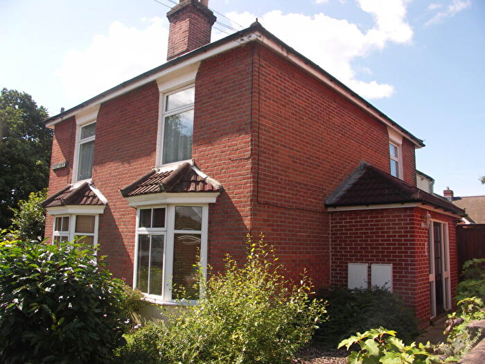 1 Bedroom Flat To Rent In Radstock Road, Woolston, SO19