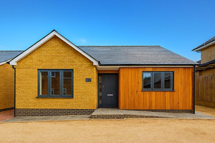 2 Bedroom Detached Bungalow For Sale In High Street, Kelvedon, Colchester, CO5
