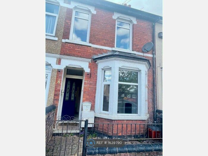 2 Bedroom Terraced House To Rent In Savernake Street, Swindon, SN1