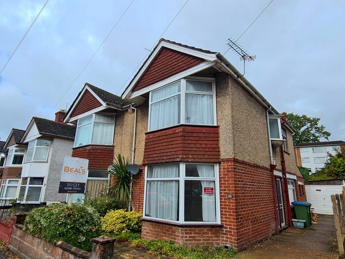 3 Bedroom Semi-Detached House To Rent In Pointout Road, Southampton, SO16