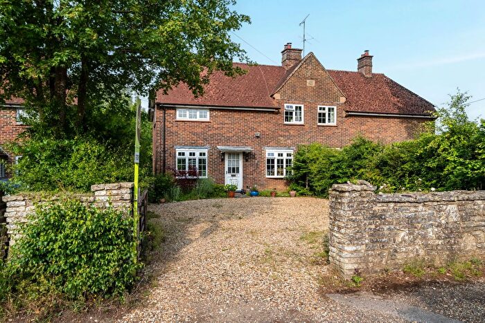 4 Bedroom Semi-Detached House For Sale In Naldretts Lane, Rudgwick, RH12